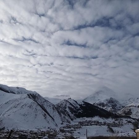 דירות Emotion Kazbegi חדר תמונה
