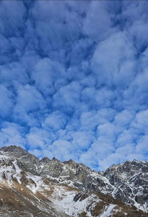 דירות Emotion Kazbegi חדר תמונה