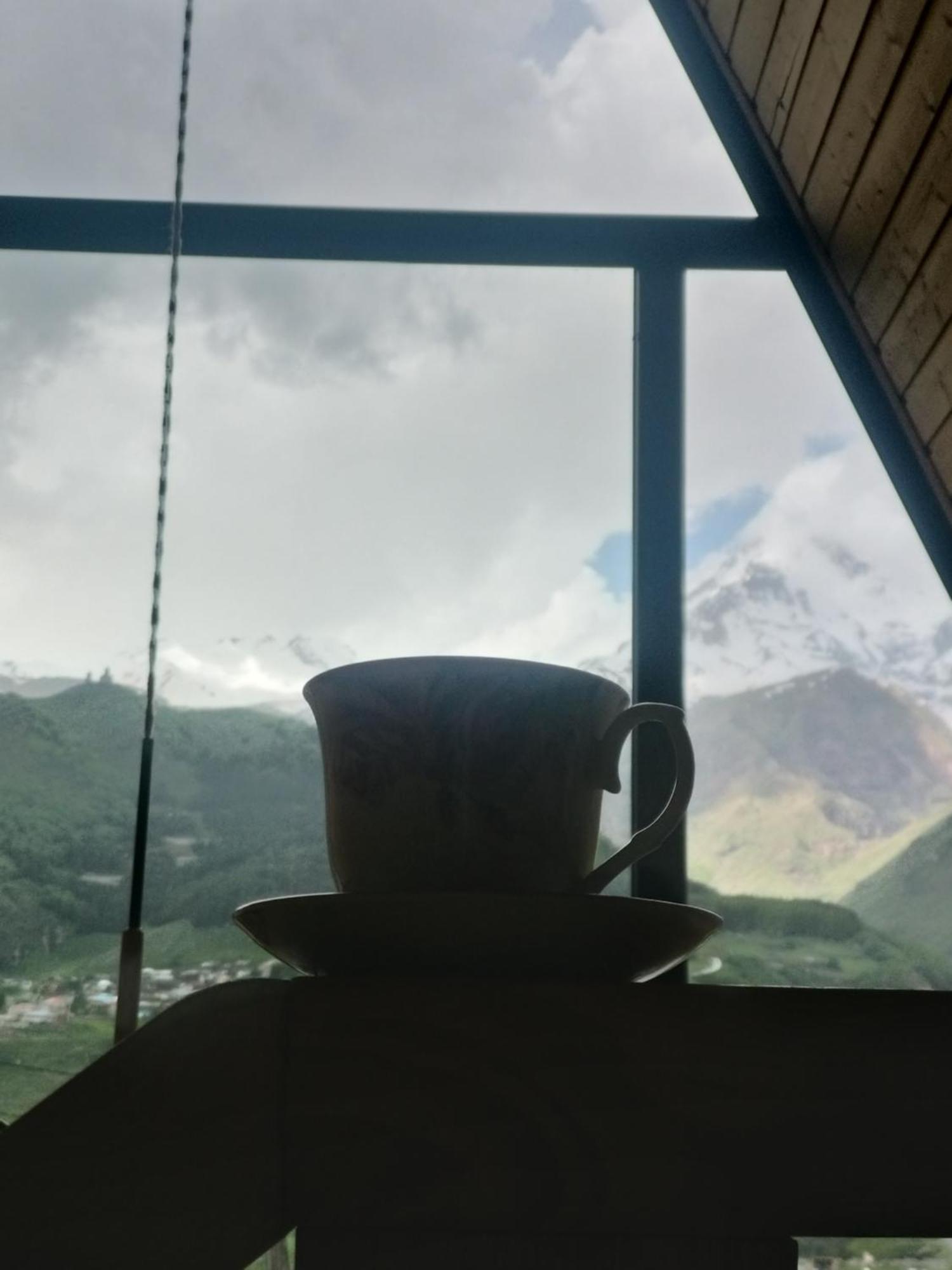 דירות Emotion Kazbegi חדר תמונה